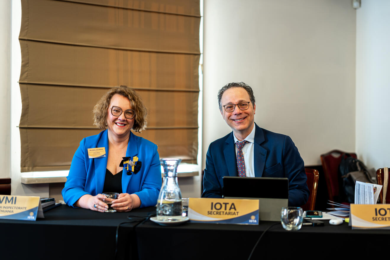 iota30_023