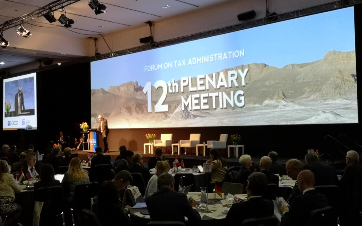 2019_oecd_12th_plenary_1.jpg