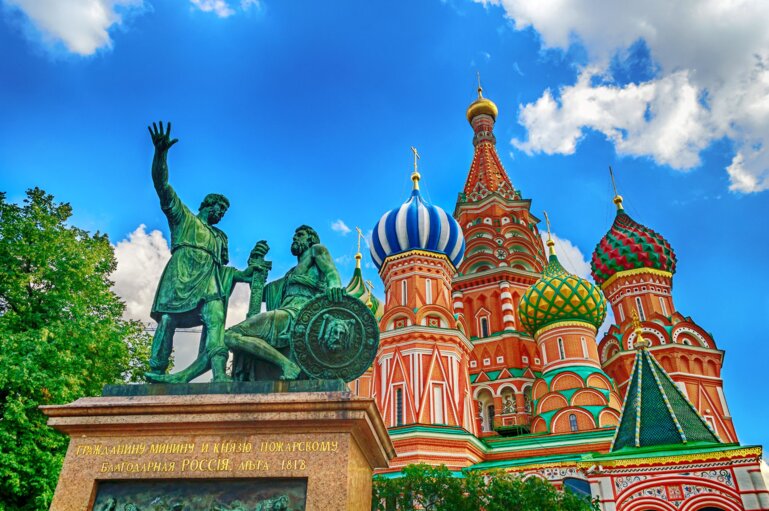 A Customer Centric Approach in Design and Development of Digital Services (joint IOTA-OECD event)